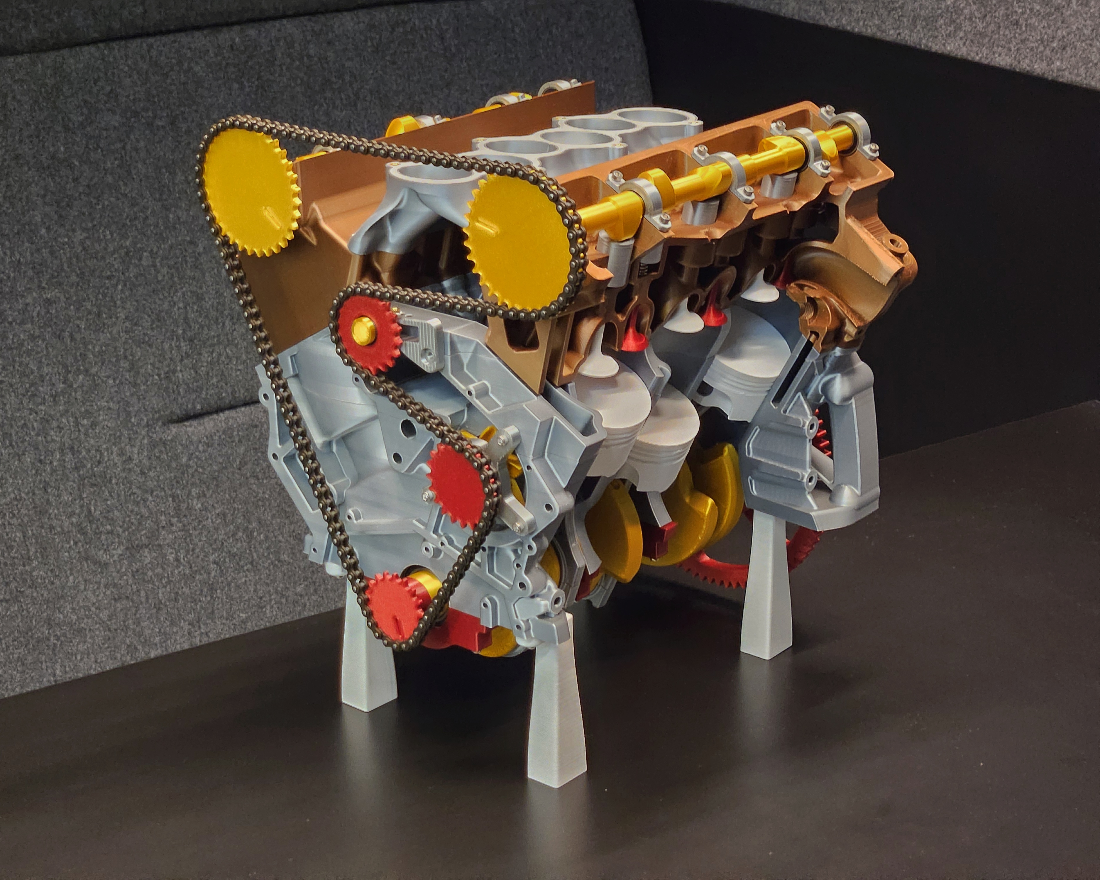 Engine photo 1